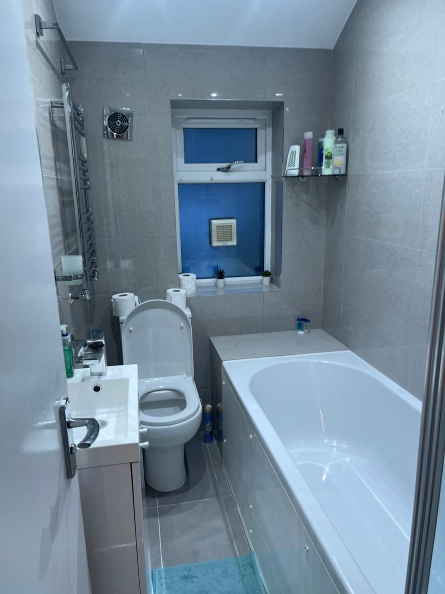 Tooting Lodge London - Cosy 2 Bedroom House With Garden, 5 Mins Walk To Tube Station מראה חיצוני תמונה