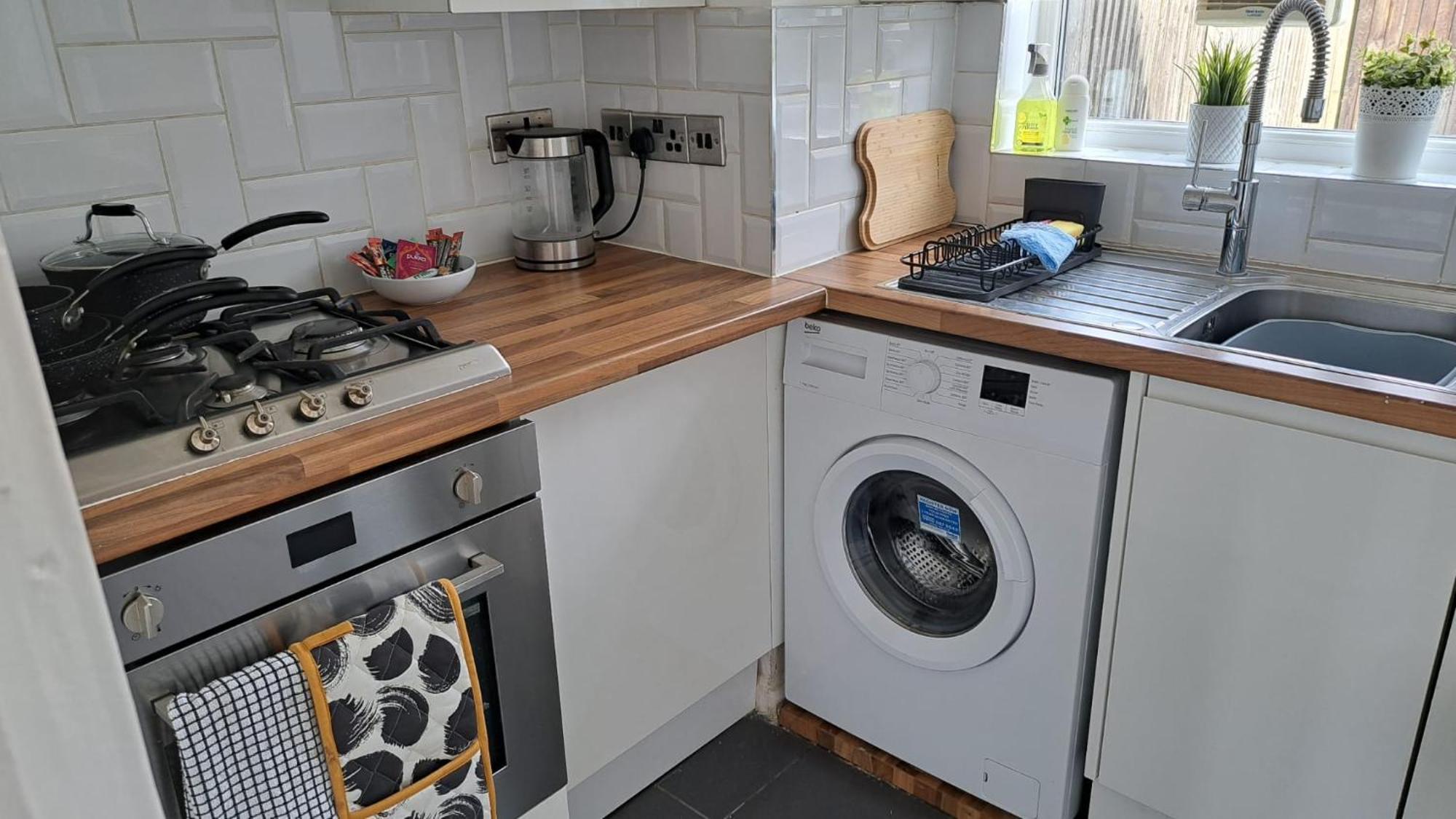 Tooting Lodge London - Cosy 2 Bedroom House With Garden, 5 Mins Walk To Tube Station מראה חיצוני תמונה